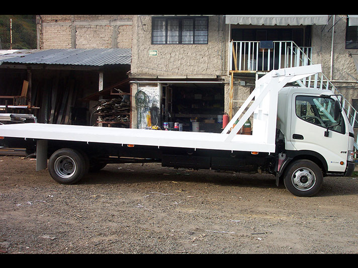 Carrocería Alargado HINO