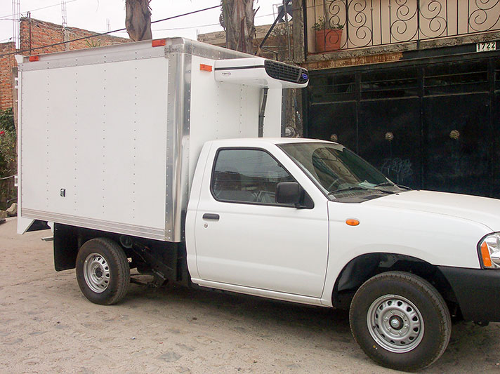 Caja refrigerada Nissan® con equipo