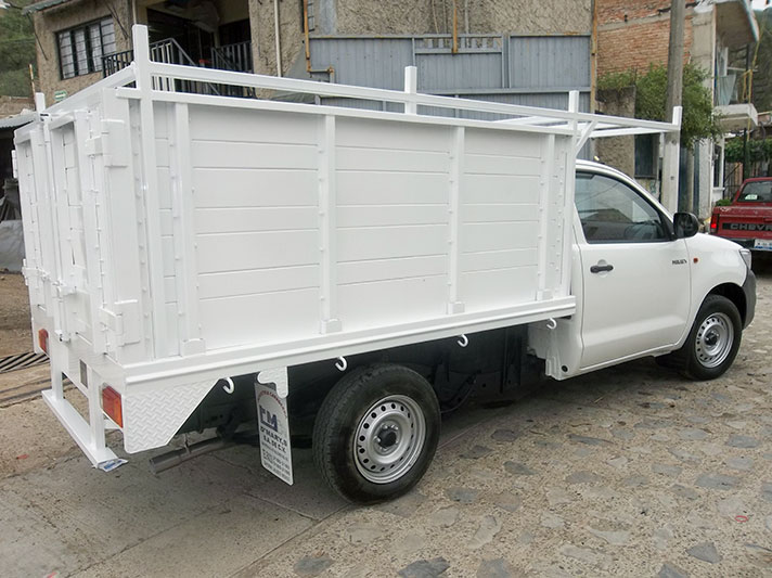 Carrocería Cerrada Hilux con estructura